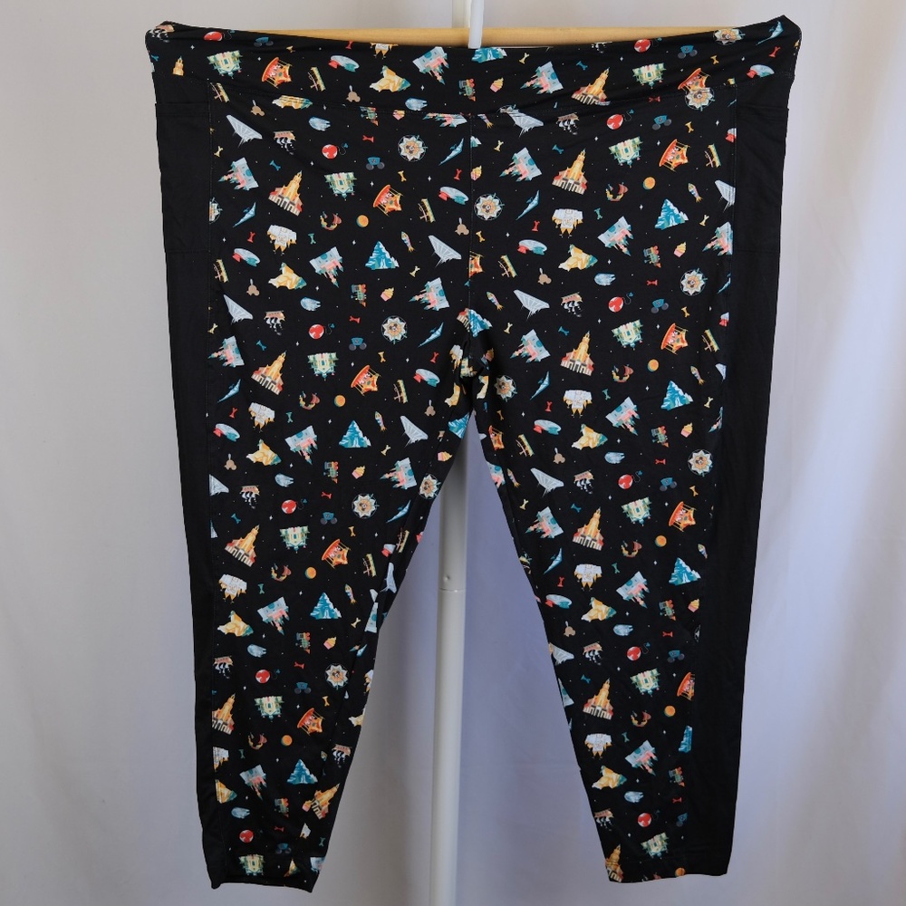 Disney All Over Print Disneyland Icon Leggings Size 3X